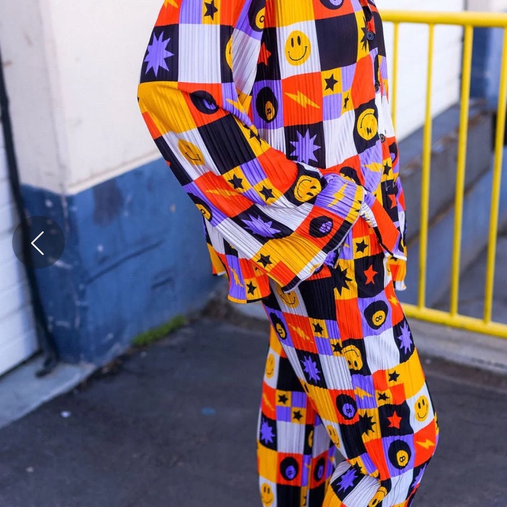 NWT Dressed in LALA | Long Sleeve Plisse Set in Not Made to Be Subtle - Picture 4 of 11